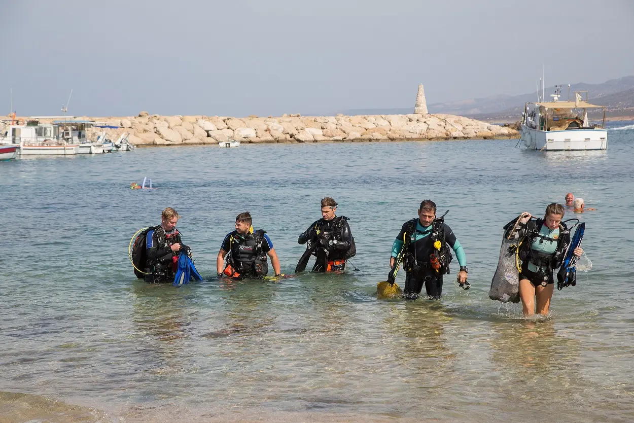 «Ανάσα» στο βυθό του Ακάμα έδωσαν ΑΚΤΗ και Α/φοι Λανίτη (pics)