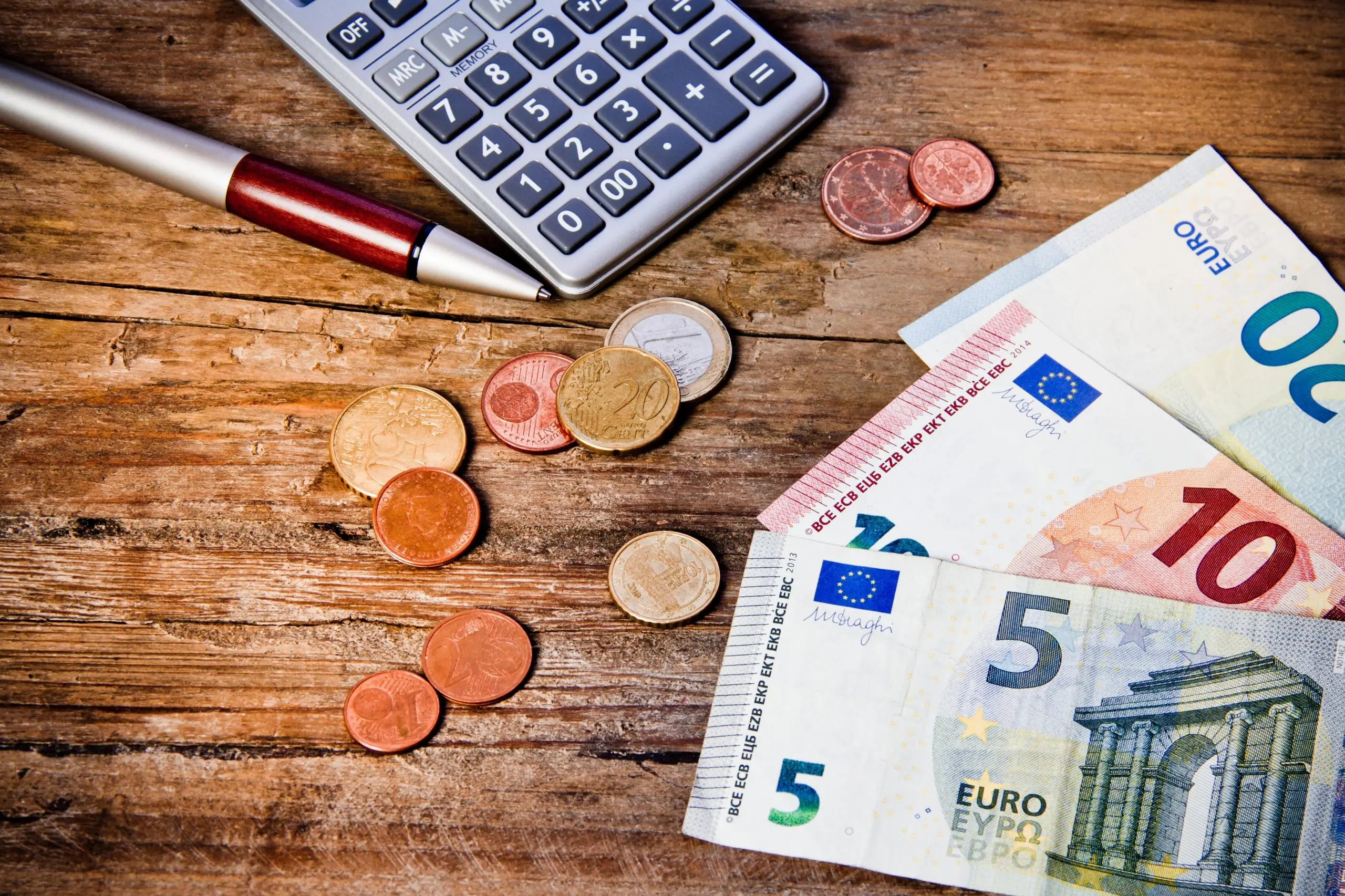 Νέος κατώτατος από βδομάδας - Στόχος ένα δίκαιο αποτέλεσμα, λέει ο Μ. Μουσιούττας