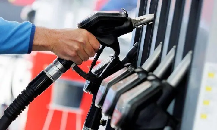 Δεν μειώθηκαν οι τιμές στα καύσιμα - Συνεδριάζει εκτάκτως η Οικονομικών