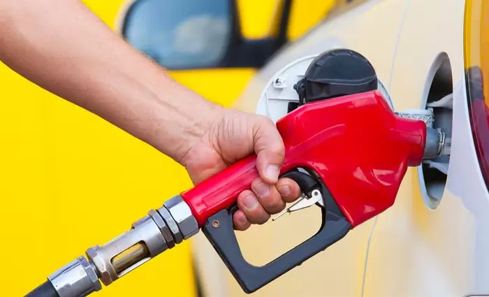 Πλήγμα για καταναλωτές η μη συνέχιση της μειωμένης φορολογίας σε ρεύμα-καύσιμα
