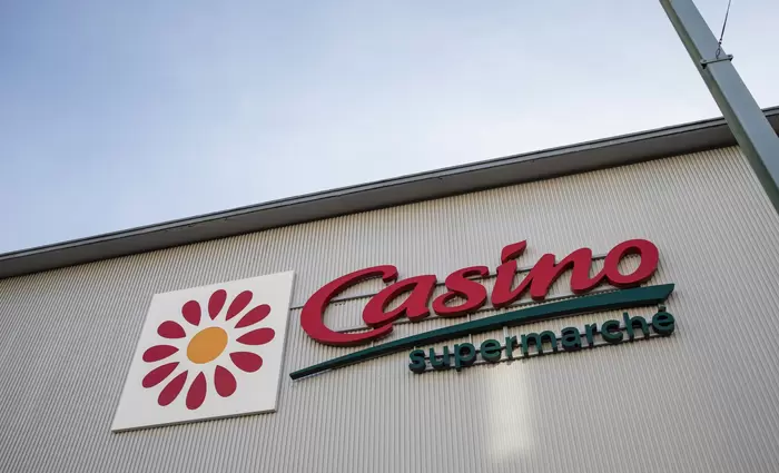Γαλλία: «Στα χέρια» ξένων επενδυτών η Casino