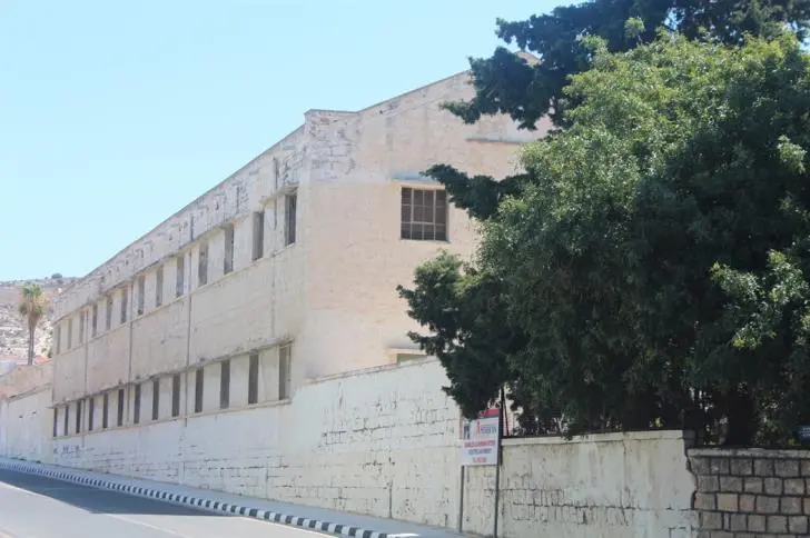 Στο σφυρί το παλιό ΚΕΝ Πάφου