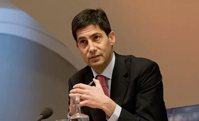 Tραμπ: Ο Γουόρς θα μειώσει τα επιτόκια - Μπορεί να τον ψηφίσουν και οι Δημοκρατικοί για την ηγεσία της Fed