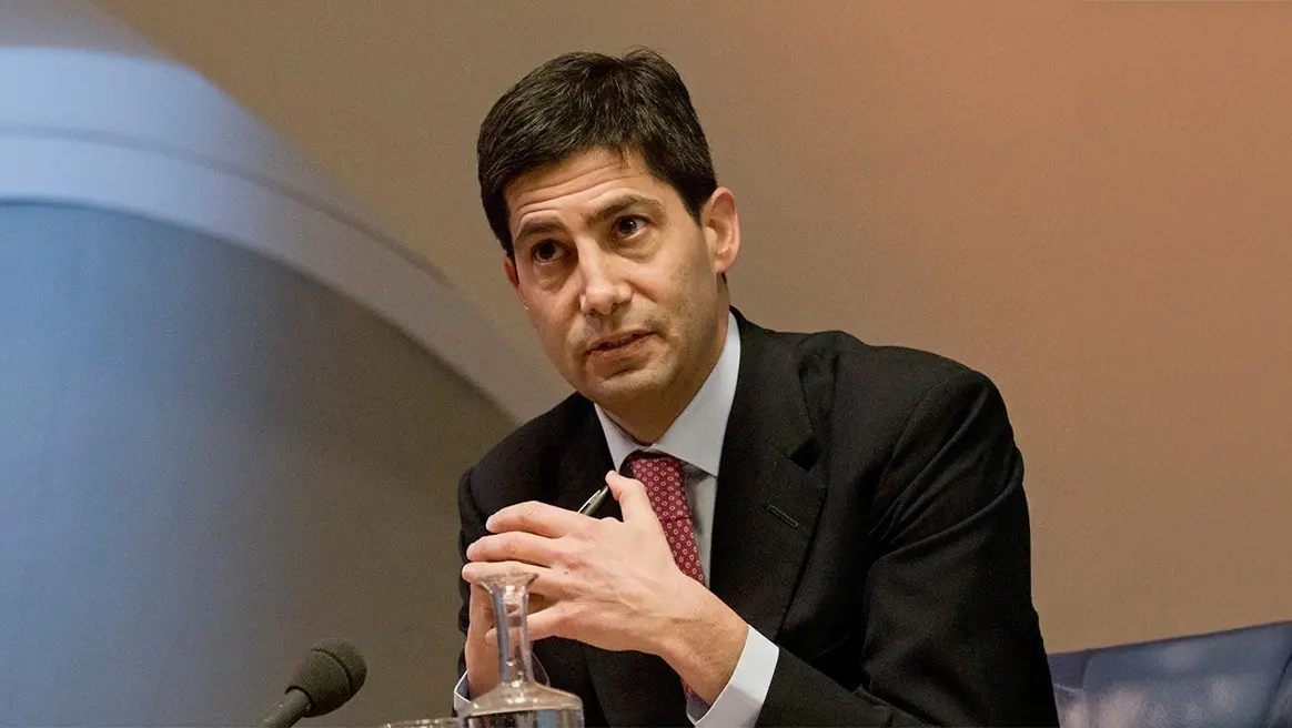 Tραμπ: Ο Γουόρς θα μειώσει τα επιτόκια - Μπορεί να τον ψηφίσουν και οι Δημοκρατικοί για την ηγεσία της Fed