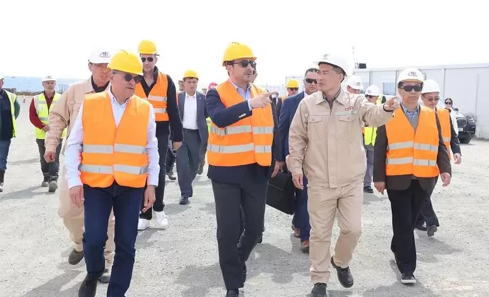 ΠτΔ: Δεν υπάρχει ναυάγιο στο Βασιλικό  - Σε εξέλιξη οι συζητήσεις