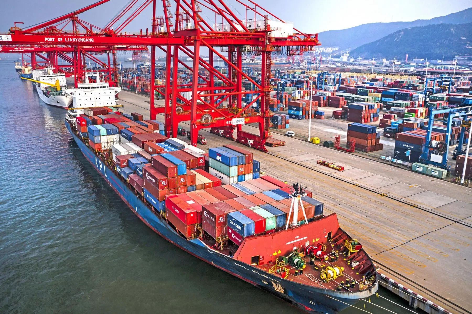 Αύξηση 6,1% στο εξωτερικό εμπόριο Κίνας το 1ο εξάμηνο του 2024