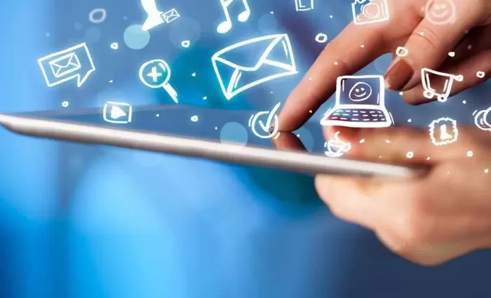 H Ε.Ε. εφαρμόζει από σήμερα νέους κανόνες για το Διαδίκτυο