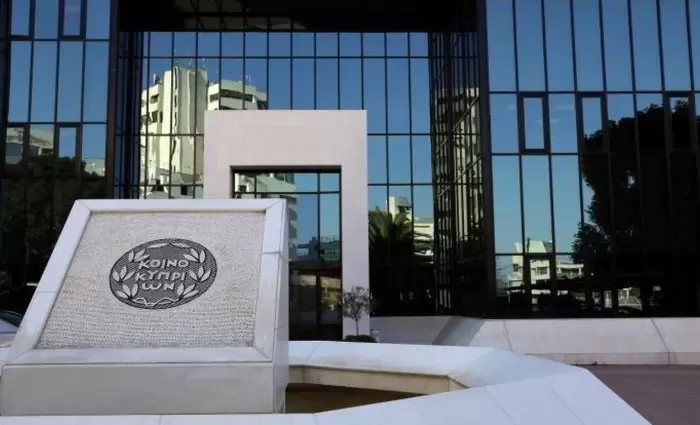 Τρ. Κύπρου: Σχέδιο για προστασία κύριας κατοικίας αξίας μέχρι €350.000