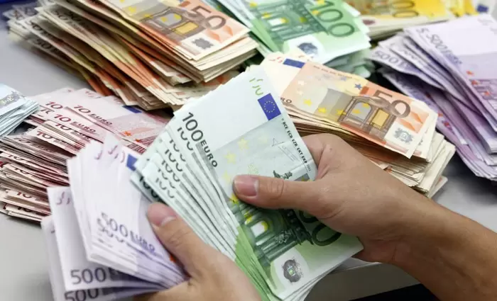 €44 εκατ. πιο κάτω οι καταθέσεις τον Ιούνιο - Αύξηση €234 εκατ. στα δάνεια