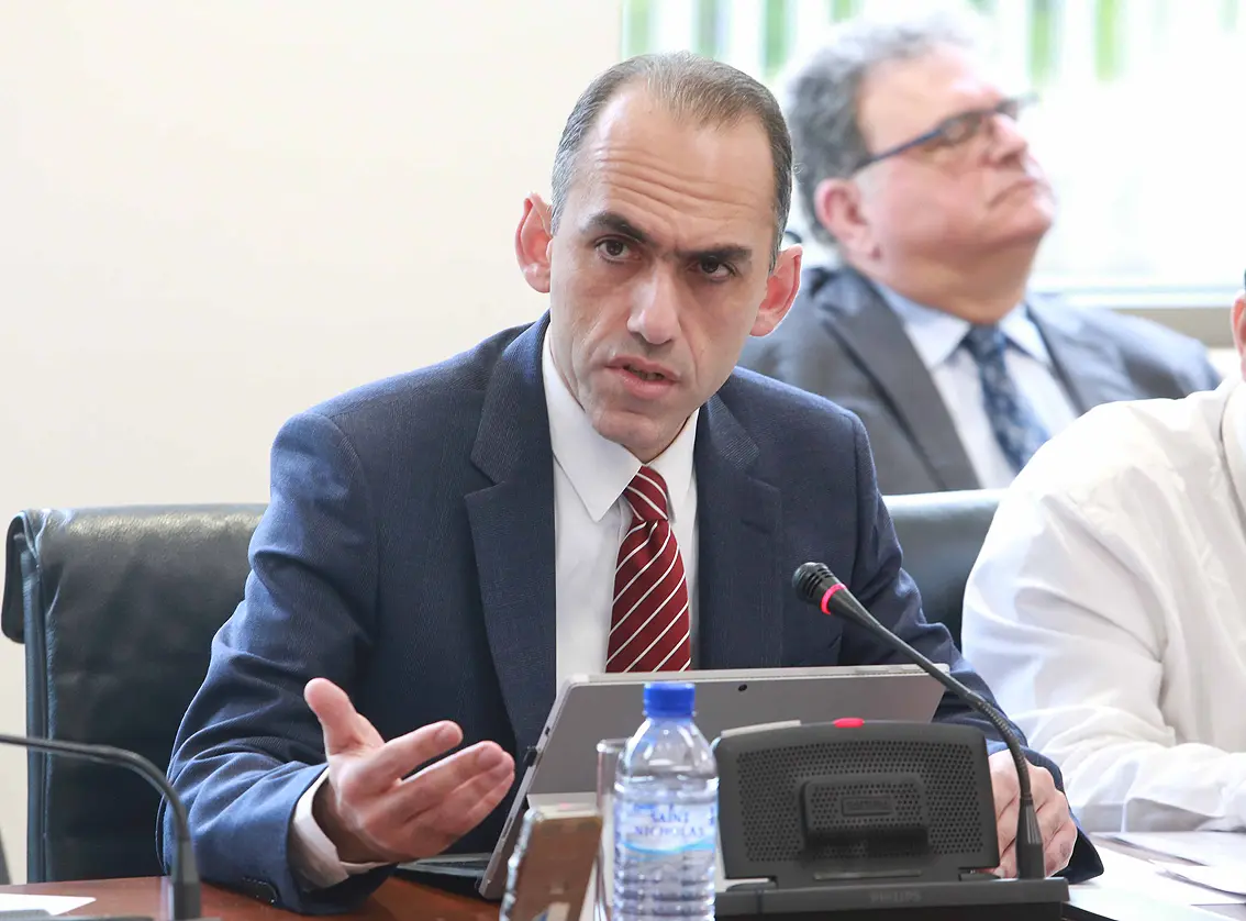 Χάρης: Υπάρχει περιθώριο για φοροελαφρύνσεις (vid)