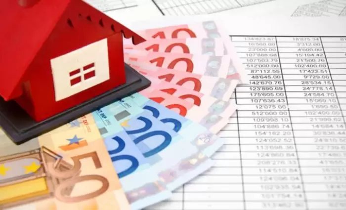 Μειώθηκαν τα κόκκινα δάνεια 