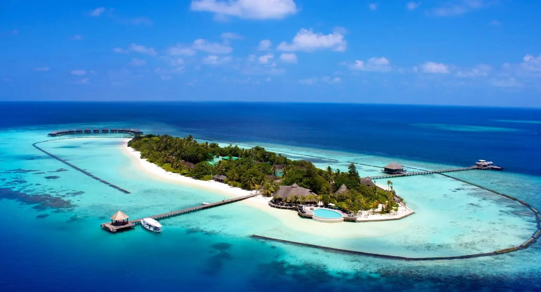 Αυτό είναι το πιο πολυτελές θέρετρο του κόσμου για το 2019 (pics & vid)