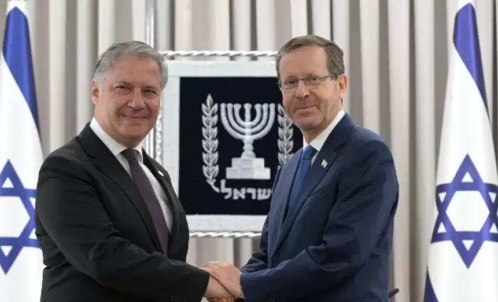 Τις ενεργειακές σχέσεις Κύπρου - Ισραήλ συζήτησαν Κορνηλίου - Χέρτσογκ