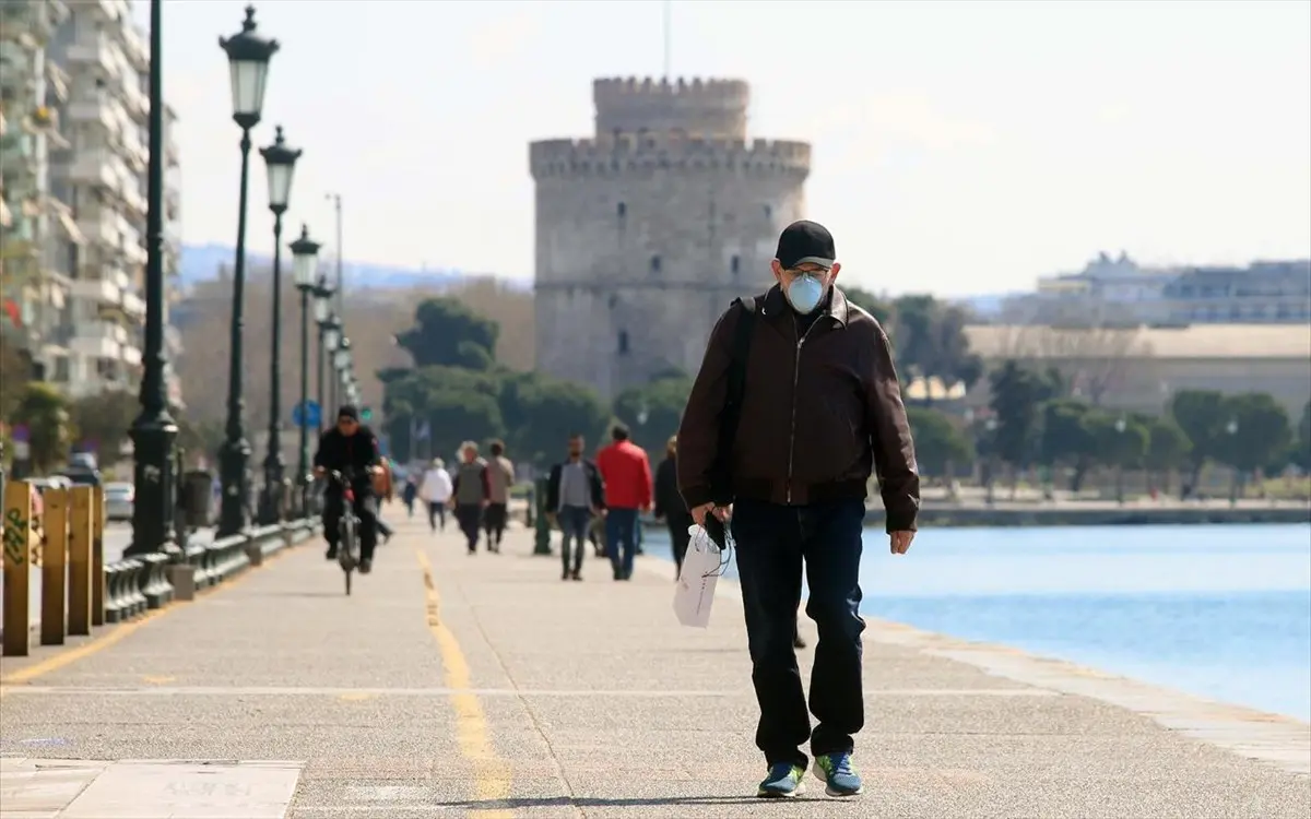 Έρευνα: Η ανησυχία των πολιτών πάει από την υγεία στην οικονομία