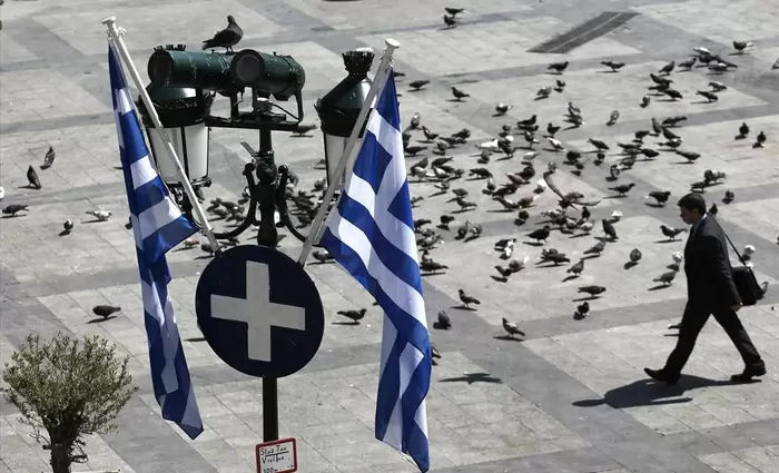Ο ΟΟΣΑ προτείνει μείωση των φορολογιών στην Ελλάδα
