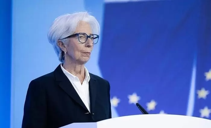 Λαγκάρντ: Δείχνει τον Ιούνιο για την πρώτη μείωση των επιτοκίων