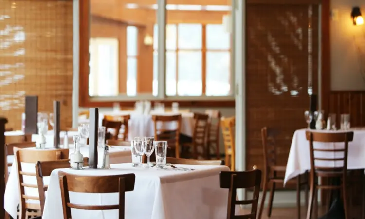 Προβληματισμένοι οι επιχειρηματίες κέντρων αναψυχής για τα νέα μέτρα