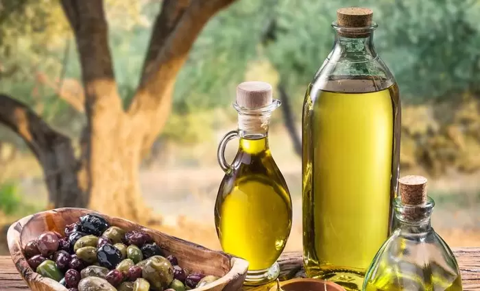 Αντικλεπτικά στο ελαιόλαδο από τα σούπερ μάρκετ – Αύξηση 150% στην τιμή του σε 2 χρόνια