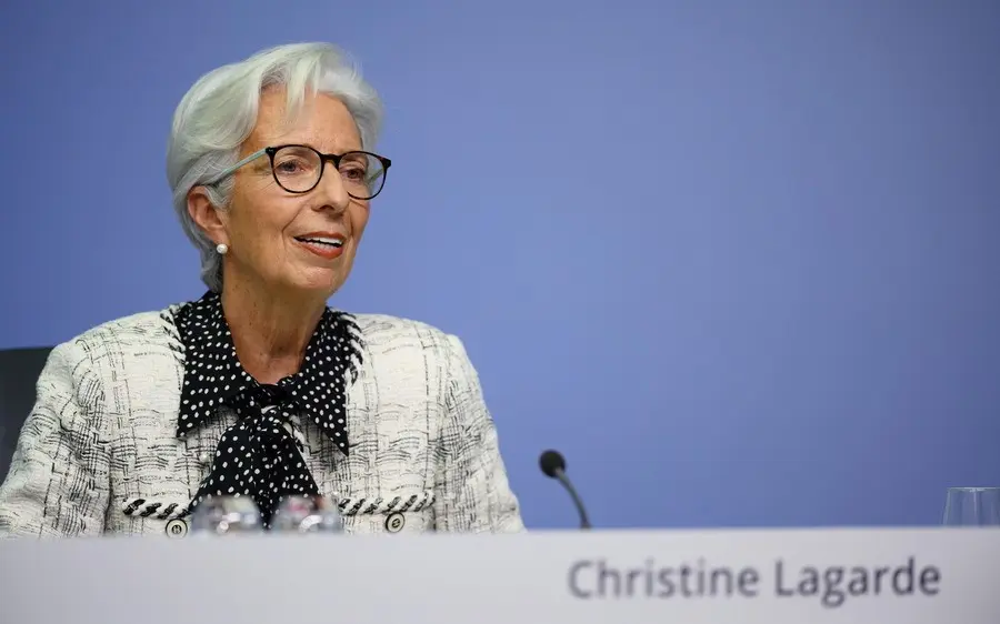Λαγκάρντ: Παρακολουθούμε τις εξελίξεις στη Γαλλία