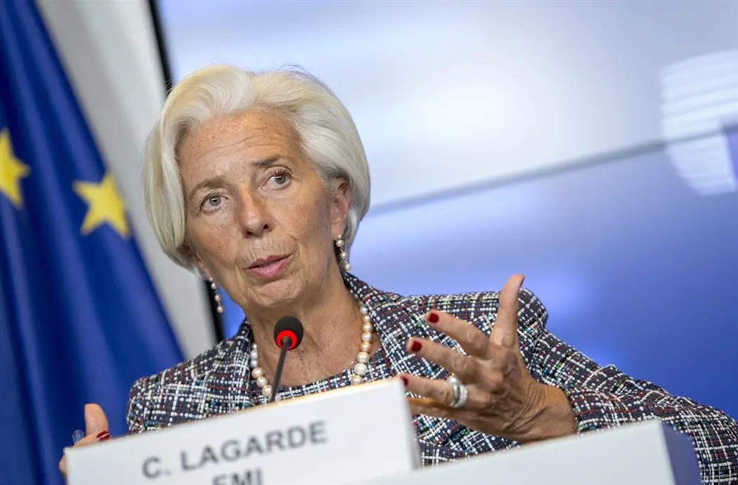 Η ΕΚΤ πήρε το όπλο της και εκτόξευσε τα ευρωεπιτόκια