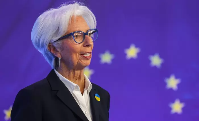 ΕΚΤ: Ξανά αμετάβλητα τα επιτόκια πριν την αναμενόμενη μείωση τον Ιούνιο