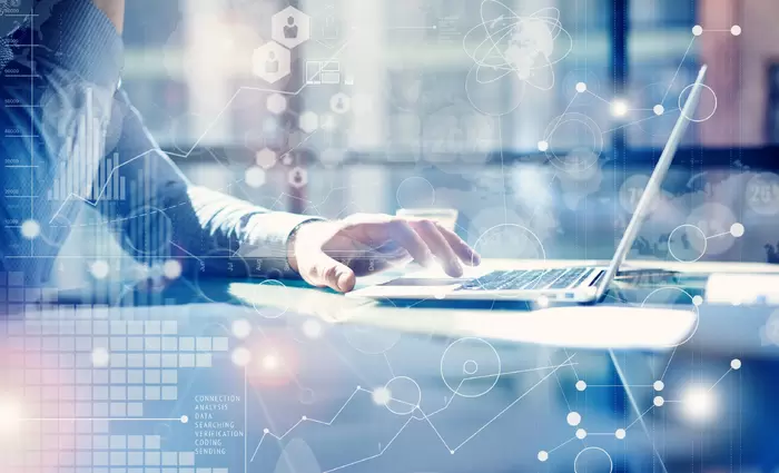 Προστατευθείτε από απάτες στις καλοκαιρινές διακοπές