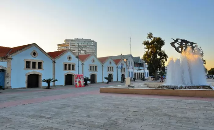 Με €1,3 εκ. ξαναφτιάχνουν τους δρόμους στη Λάρνακα