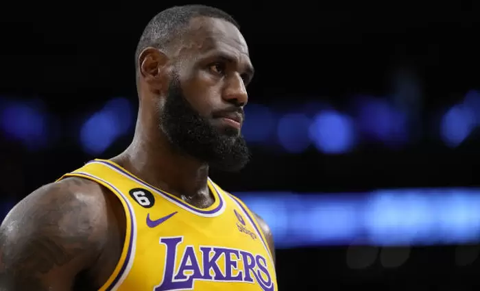 LeBron James: Οι 3 φορές που ο δισεκατομμυριούχος απέδειξε ότι έχει… «καβούρια στις τσέπες»