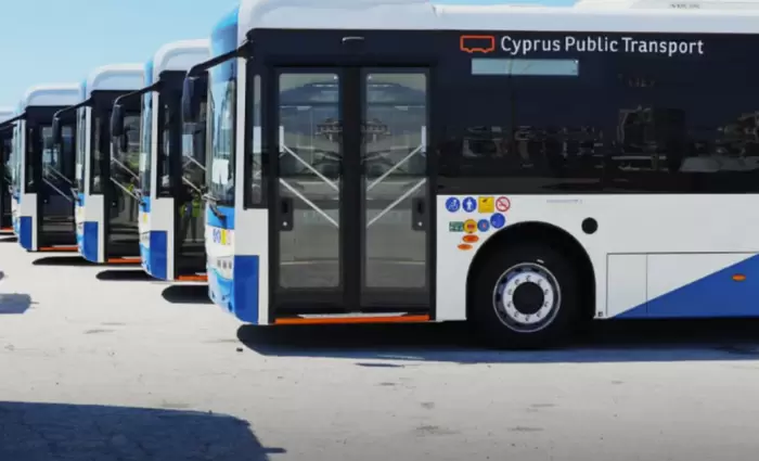 Σε επ’ αόριστον απεργία οι εργαζόμενοι στα λεωφορεία Λάρνακας
