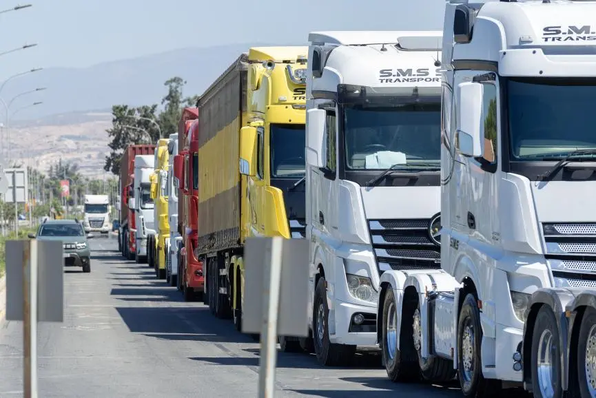 Η Eurogate καλεί τους μεταφορείς να τερματίσουν την επ’ αόριστον απεργία