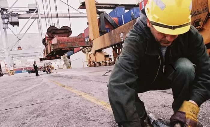 Τράβηξαν και σήμερα χειρόφρενο εργαζόμενοι στο Λιμάνι Λεμεσού