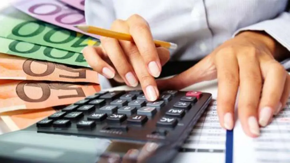 Μειώθηκαν οι χορηγήσεις δανείων σε επιχειρήσεις της Ευρωζώνης