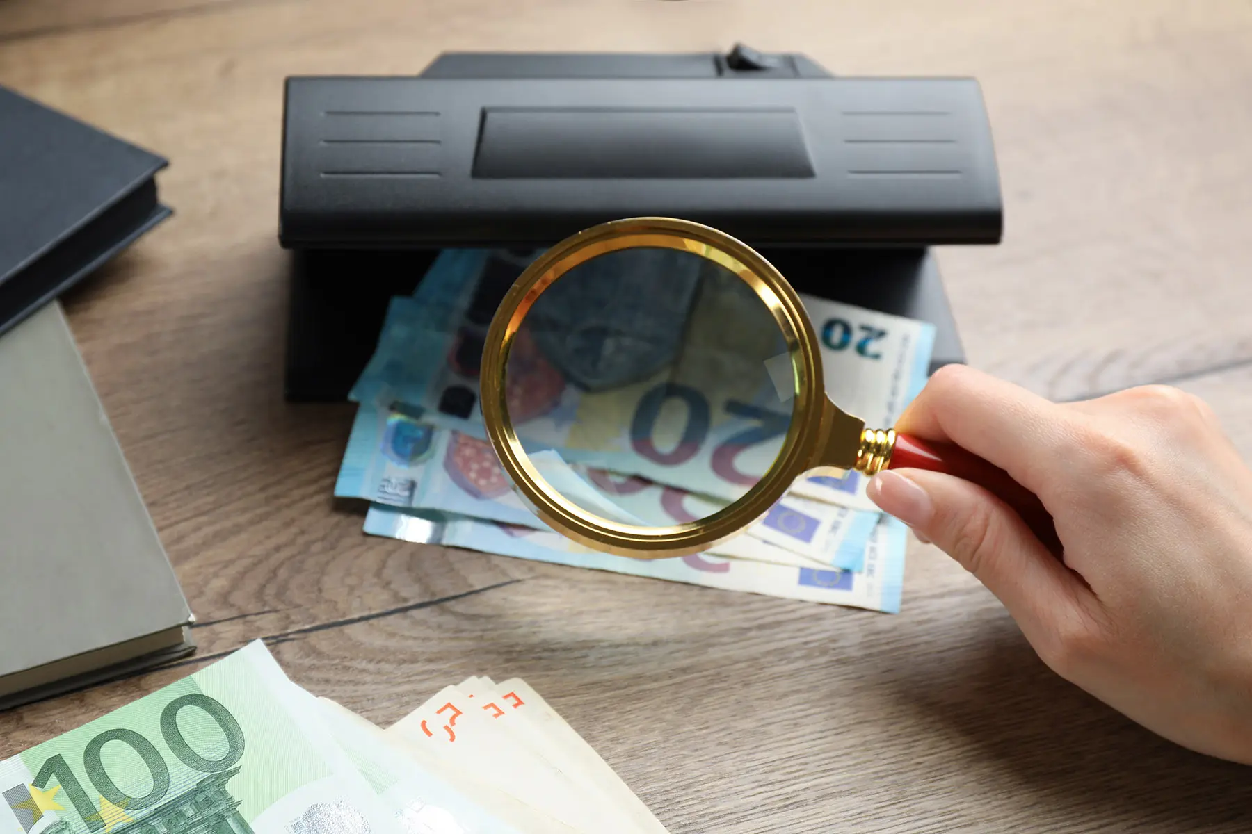 ΚΤΚ: Πάνω από 40% αυξήθηκαν τα πλαστά χαρτονομίσματα στην Κύπρο