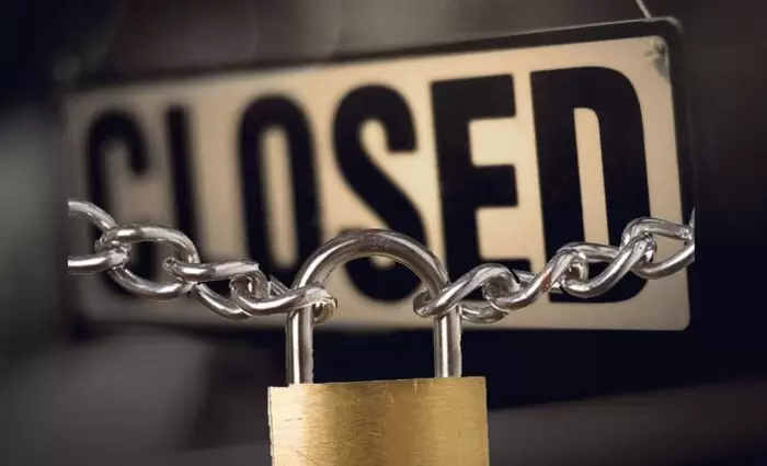 Αιφνίδιο λουκέτο σε ιταλική αλυσίδα καταστημάτων