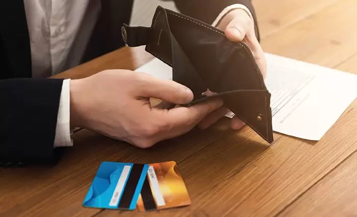 ΕΕ: Κίνδυνος φτώχειας για εργαζόμενους που αμείβονται με κατώτατο μισθό