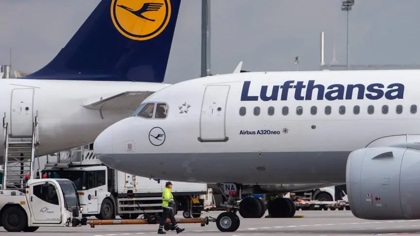 Η Lufthansa ζητάει κρατικό χρήμα για να μην καταρρεύσει