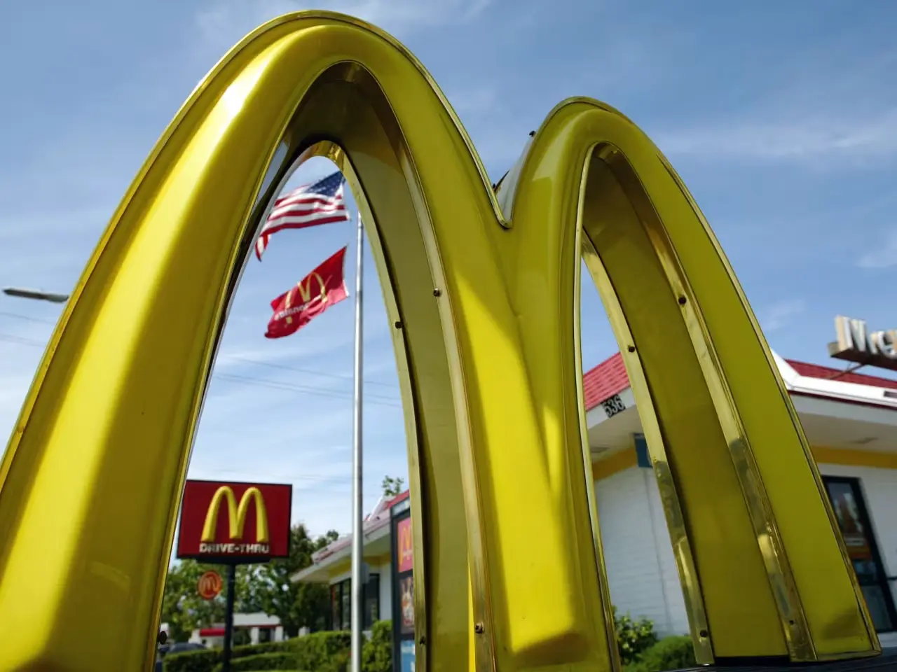 McDonald’s: Αύξηση πωλήσεων στις ΗΠΑ χάρη στην υψηλότερη δαπάνη ανά πελάτη
