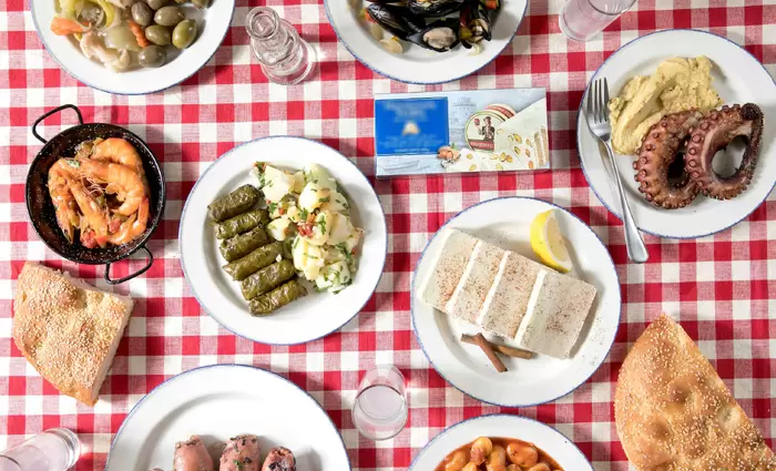 Τόσο θα μας κοστίσει το τραπέζι της Καθαράς Δευτέρας (αναλυτικοί πίνακες)