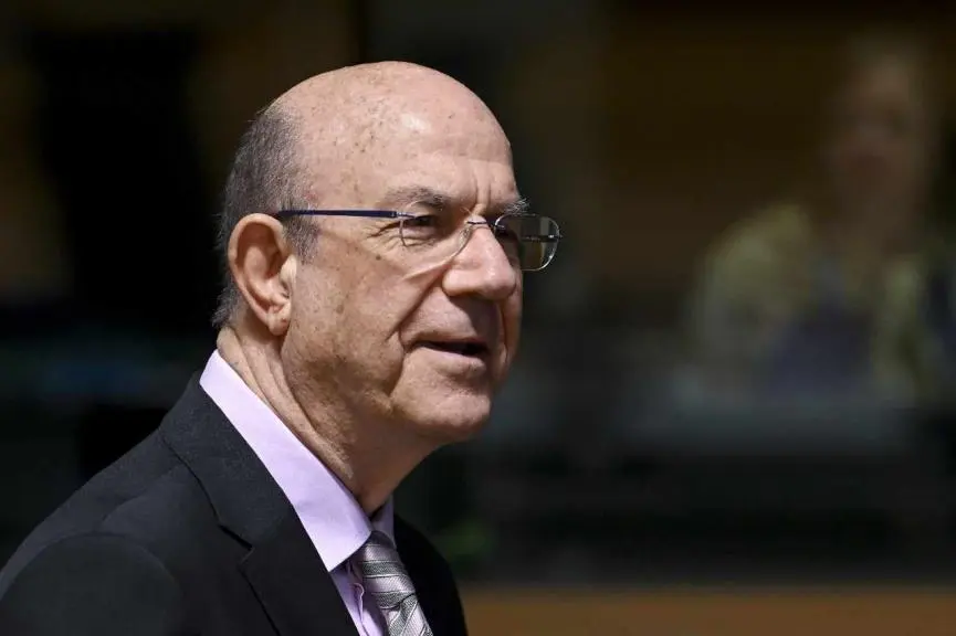 ΥΠΟΙΚ: Στοχευμένη μείωση επιτοκίων κατά 1% θα ανακοινώσουν οι τράπεζες