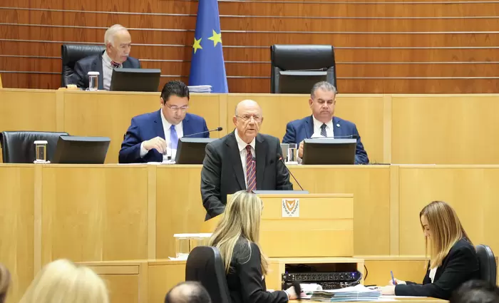 Ο ΥΠΟΙΚ υπεραμύνθηκε την ανάγκη πλεονασμάτων – Απαραίτητα στη σημερινή εποχή