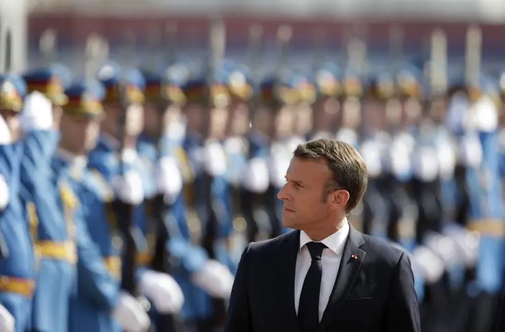 Μακρόν: Ανεφάρμοστα τα αιτήματα της Βρετανίας