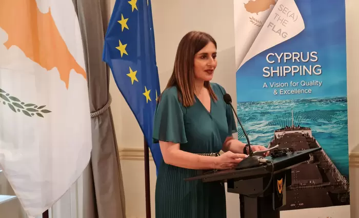 Στο Λονδίνο για επίσκεψη εργασίας η Υφυπουργός Ναυτιλίας