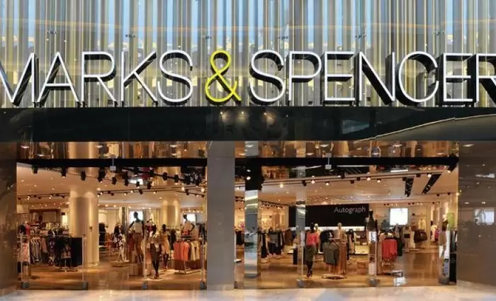 Marks & Spencer: £7,1 εκατ. για τον CEO λίγο πριν την κυβερνοεπίθεση