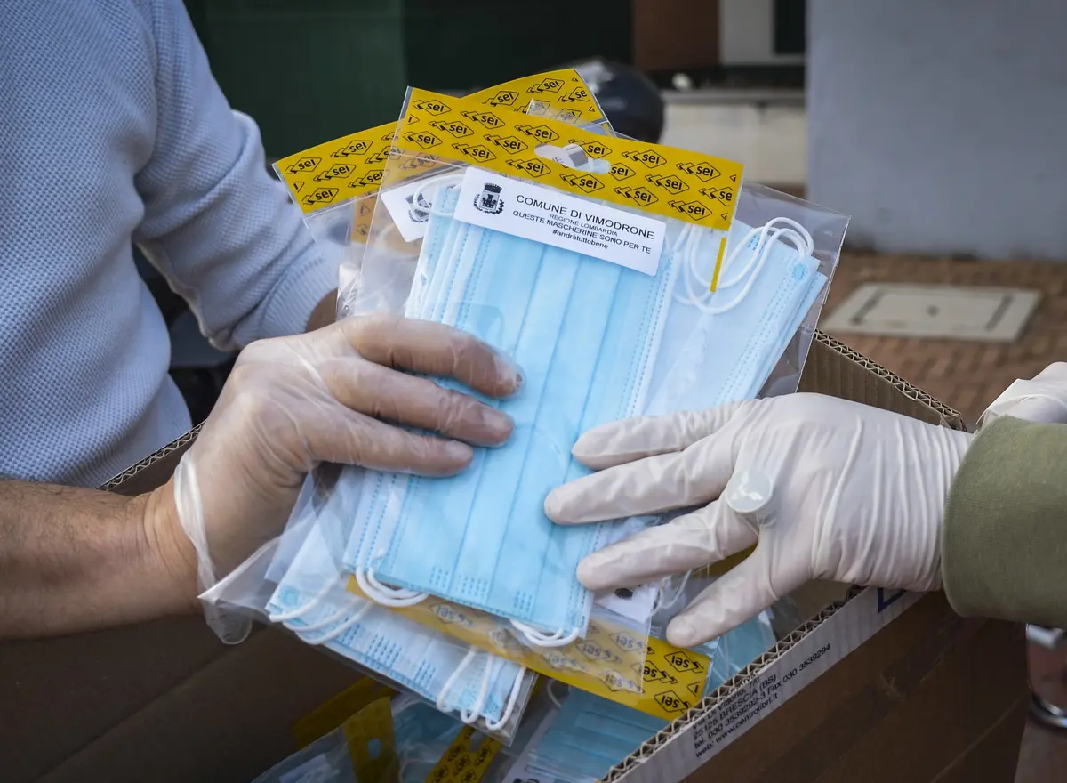 Πώς μπορούν να προμηθεύονται μάσκες οι επιχειρήσεις