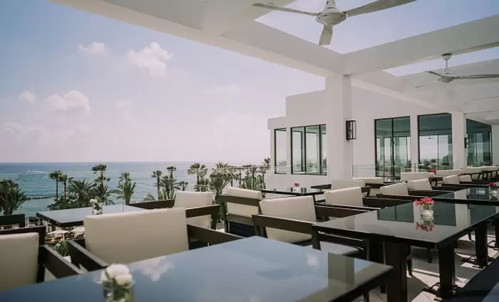 “Ouranos”: Το νέο lounge στο ξενοδοχείο Annabelle