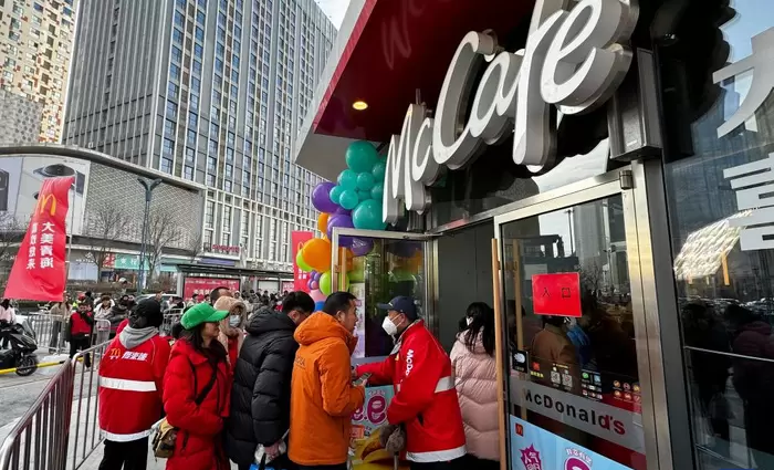 Δυναμώνει την παρουσία της στην Κίνα η McDonald’s