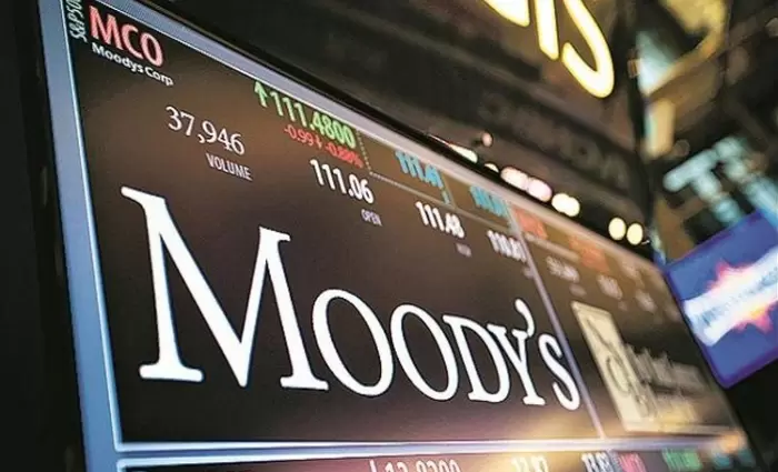 Mooody's: Αναβάθμισε σε θετικές τις προοπτικές αξιόχρεου της Ελλάδας