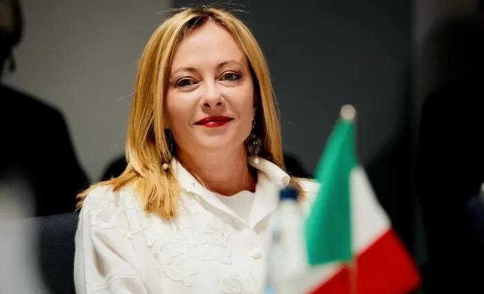 Μελόνι σε ρόλο διαμεσολαβητή: Διάλογος Ευρώπης–Τραμπ για τη Γροιλανδία