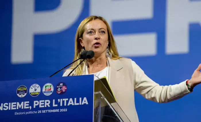 «Κωλοτούμπα» Μελόνι για τον φόρο στις τράπεζες μετά το χαστούκι των αγορών