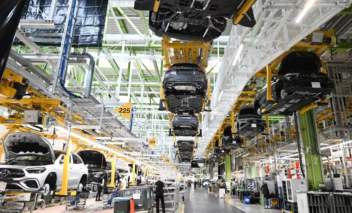 Mercedes-Benz: Γιατί μεταφέρει την παραγωγή της A Class από τη Γερμανία στην Ουγγαρία